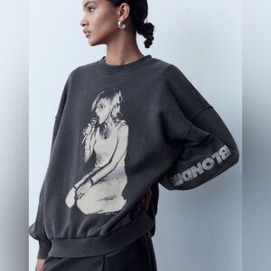 ❤️SOLD❤️Oversized Printed Blondie Sweatshirt